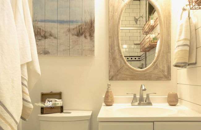 The Shoreline Container Tiny Home 12 min to Magnolia Baylor - Foto 17