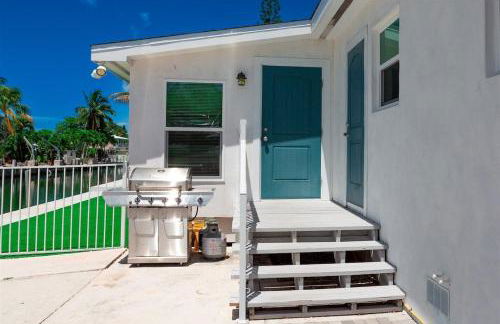 Sea Glass Dreams - Waterfront Pool Home, Mini Golf, Game Room, 110' Dock - Foto 38