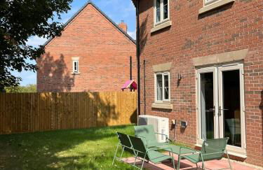 Stunning 4 Bedroom, Sleeps 9, Centre Of Telford - Photo 19