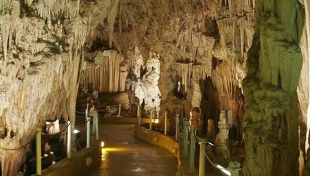Alistrati Cave, Lazaridi Winery and City of Drama – Full-Day Private Tour - Photo 4