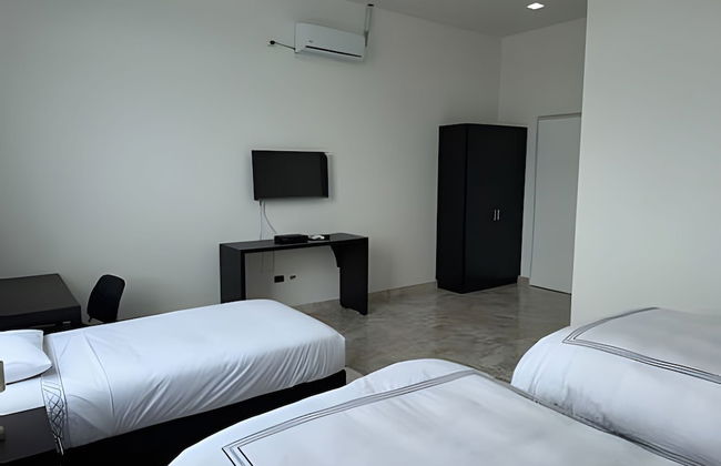 RIO HOTEL - Photo 16