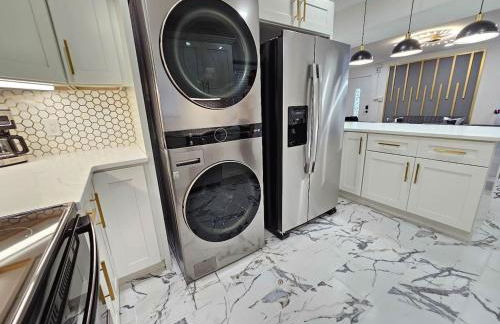 Stylish Duplex walkTO Lake Eola Orlando. Sleeps 8 - Foto 21