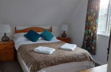 3.9. Tudor Court - Foto 9