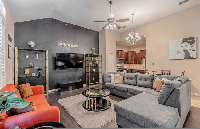 The Castle by the Lake w Pool Balcony Grandscape - Foto 3