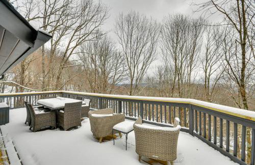 6 Mi to Skiing! Hot Tub Hideaway in Seven Devils - Foto 35