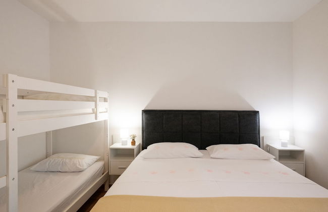 House Rose With Garden and Pool - Foto 7