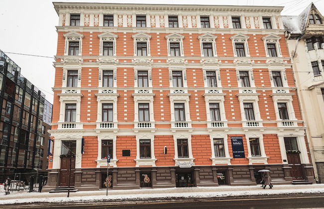 Bearsleys Downtown Apartments - Photo 73