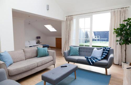 Weekly & Monthly stays in Penthouse for Contractors or Leisure Single or Superking beds available - Foto 24