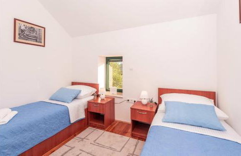 3 Bedroom Amazing Home In Vid - Foto 37