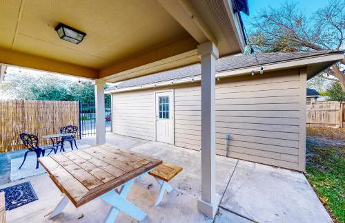 Welcoming home walkable to Steps of Alamodome & riverfront & near River Walk - Foto 19