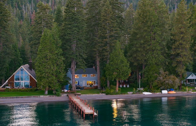 Lakefront Haven by Avantstay Minutes to Ski Resorts Private Dock Boat - Photo 52