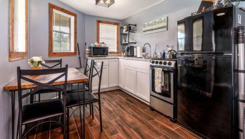 Serene Loft Cabin with Outdoor Grill and Fire Pit in Creal Springs, Illinois - Foto 4