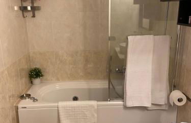 AGM Suite Rome Airport FCO - Attico Parco Leonardo - Foto 11