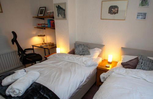 NEC, BHX Cosy 3 Bedroom House with Parking - Foto 39