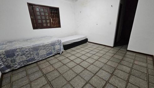 Quartos e suítes casa próximo as praias - Foto 5