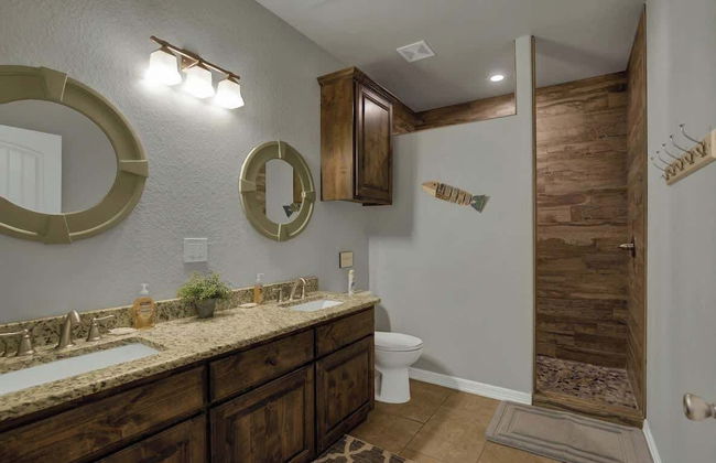 Let's Go Tubing! Awesome House-next to River! - Foto 20