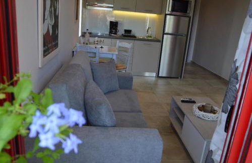 Spiti Portokali - Photo 1