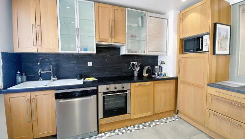 Chez Clém - 3 chambres - garage privé - wifi - Netflix - Foto 5, dishwasher