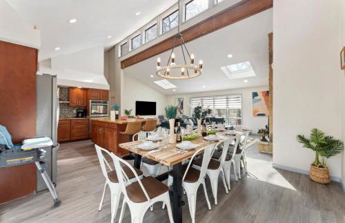 Open Concept & Stylish-HotTub-Sauna-Billiard-Poker-BBQ - Foto 9