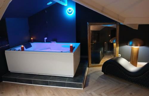 Loft And Charmed LOVE ROOM UNIQUE A SOULAC - Foto 2