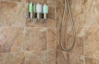 Hidden Emerald-Apartment with Kitchen and Laundry - Foto 3