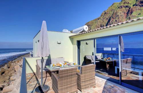 On the Wave by LovelyStay - Photo 23