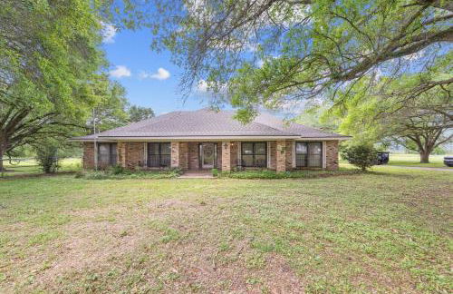 Cajun Stays Cozy 3BR Ranch Near Lafayette with WiFi and Parking - Foto 25