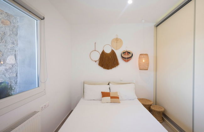 Mykonos Dot Apartments - Photo 17