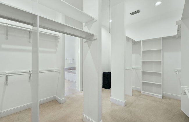 Chic & Secluded 4 BDR in Desirable Tarrytown! - Foto 18