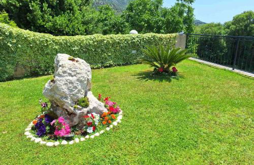 Villa Falcon Rook - Photo 43