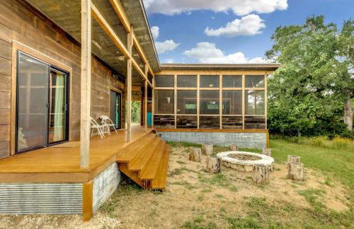 Artisan Cabin with Beautiful Decor and a Classic Fire Pit near Austin, Texas - Foto 12
