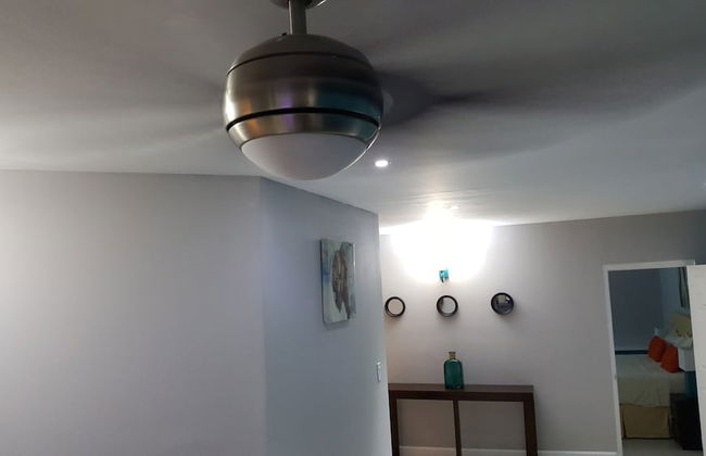 New Kingston Guest Apartment at Donhead - Foto 14