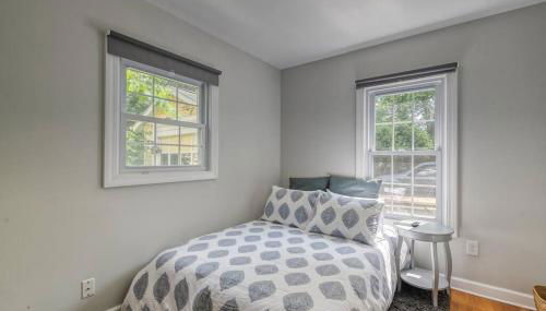 Spacious 4-Bedroom Near Downtown and UM Stadium - Foto 4