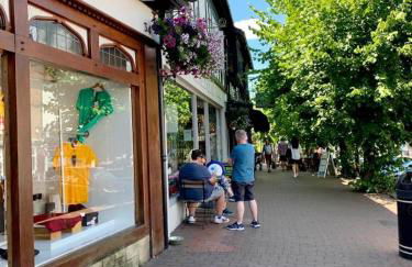 Town Centre Cottage - Photo 60