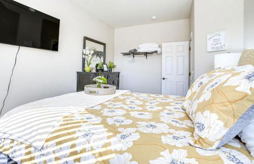 half Mi to Lake Family Home with Hot Tub in Goodyear - Foto 32