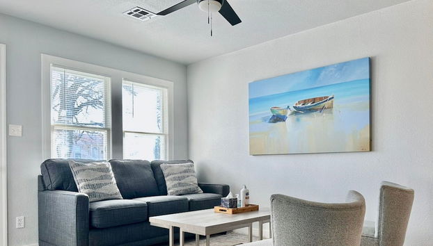 Vintage Vibes Modern Comfort 2BR for 6 Guests - Foto 2, Quarto