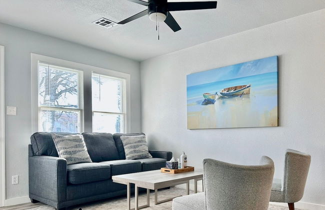 Vintage Vibes Modern Comfort 2BR for 6 Guests - Foto 2