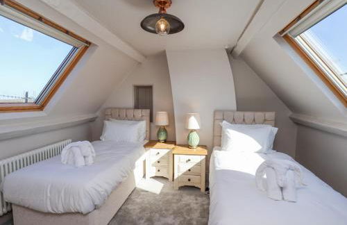 Beacon House - Photo 36