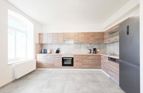 Tolstov Apartments - 3 , 4 and 5 Room Apartments - 20 Min zur Messe DUS - Foto 7