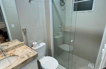 Ap próx ao shopping com garagem, piscina e ar - Foto 11