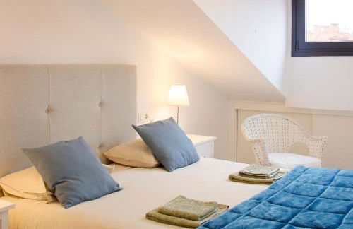 Ático con terraza en playa de San Lorenzo - Foto 14