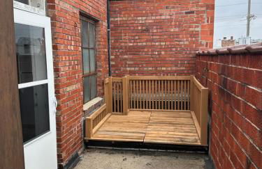 Roosters Crow Apartment Upper Level - Foto 7