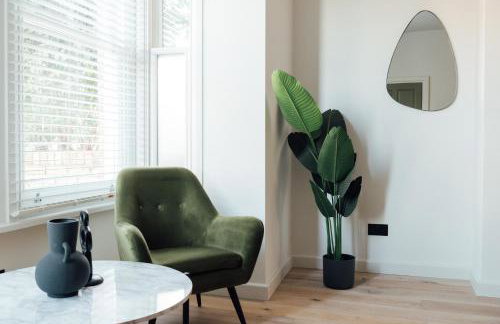 Luxurious & Modern London Apartment in Honor Oak - Photo 12