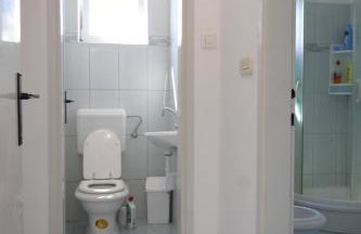 Apartments with a parking space Ugljan - 8404 - Foto 21