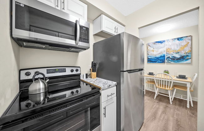 Riverwatch Apartments by Lowkl - Photo 25