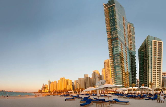 HAPPY SEASON I Al Bateen Residences - Foto 1