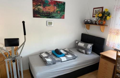 KRAICHGAU # 3-ZKB mit Balkon im EG, Monteurzimmer - Foto 3