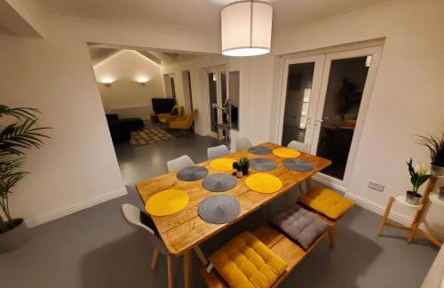 5 bedroom, recently renovated house close to Hastings Beach - Foto 1