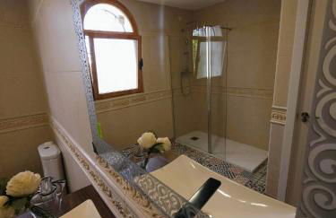 White Paradise Villa - Sol y Luz - by SunCastle apartamentos - Foto 46