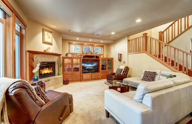 Stunning Forest Retreat - Walk to Upper Truckee River! - Foto 15